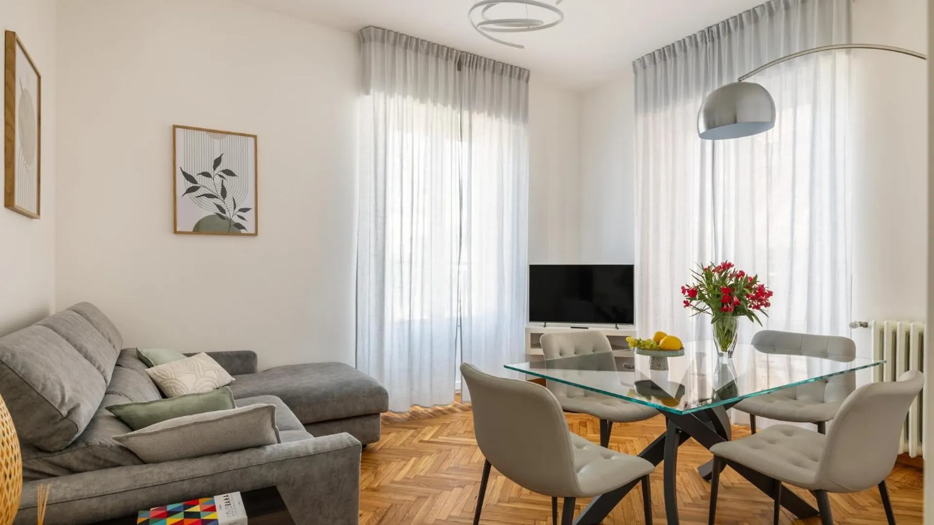 Ferienwohnung Tamhouse - Self Check-In E Posto Auto Varese